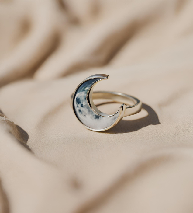 Anillo de luna