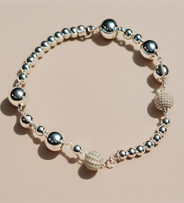Pulsera plateada